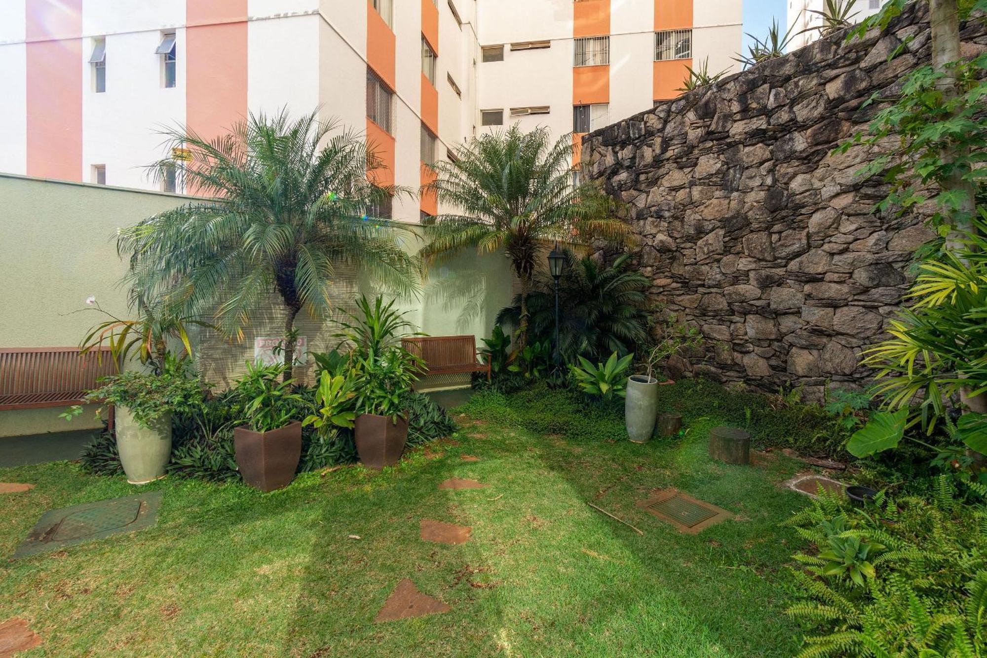 Pde - Apartamentos Proximos Do Centro Goiania Luaran gambar